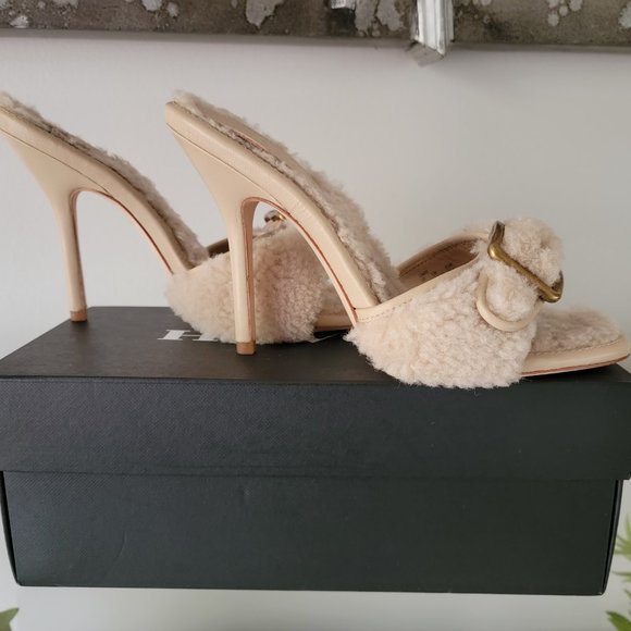 Coach Shoes - NIB $250 COACH SHEARLING BUCKLE MULE SIZE 8